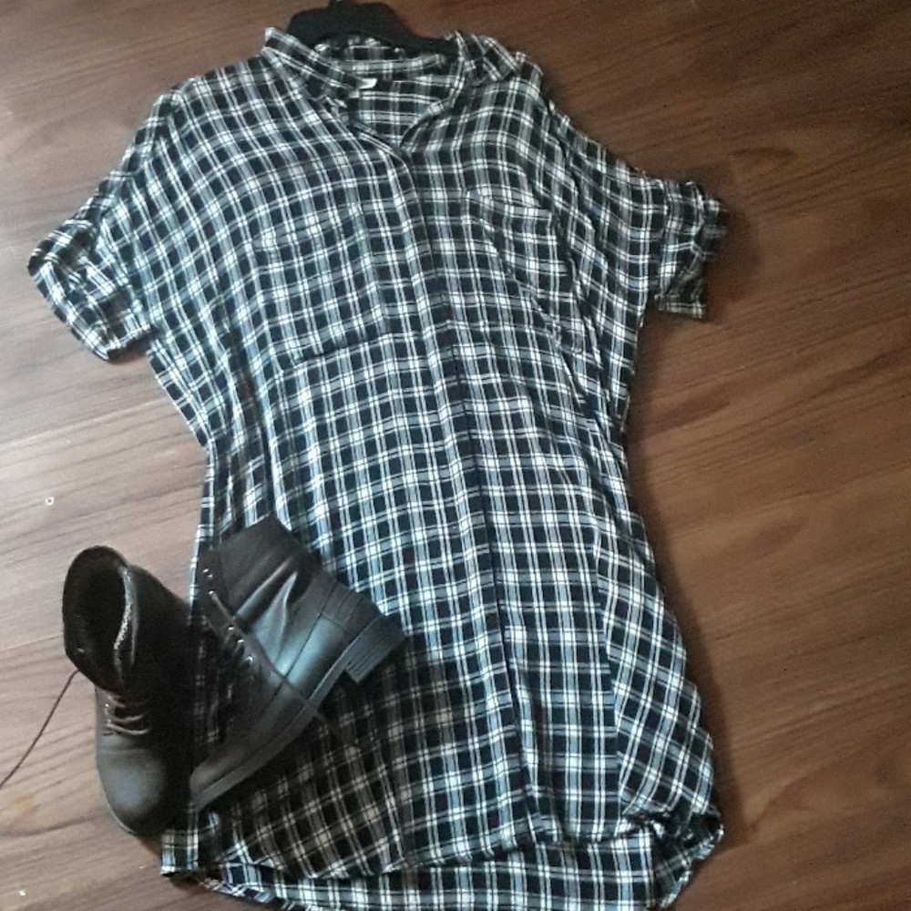 Oversized Black and white Plaid Shirt